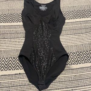 NWOT SPANX BY ASSETS RED HOT LABEL COLLECTION